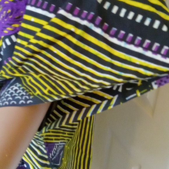 Amazing caftan style dress in cotton print yellow purple black One Size NWOT - Picture 7 of 11